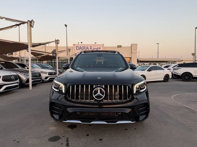 Новый Mercedes-Benz GLB AMG 35 AMG I (X247), 2.0 л, 2021 в Шардже от Daira Used Cars Черный цвет. Американская | AUTO.AE | Объявление #267404