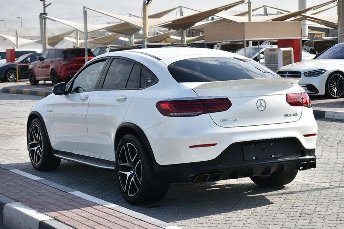 Подержанный Mercedes-Benz GLC Coupe AMG 63 AMG S I (C253) Рестайлинг, 4.0 л, 2020 в Шардже от Alfaris Used Cars Белый цвет.  | AUTO.AE