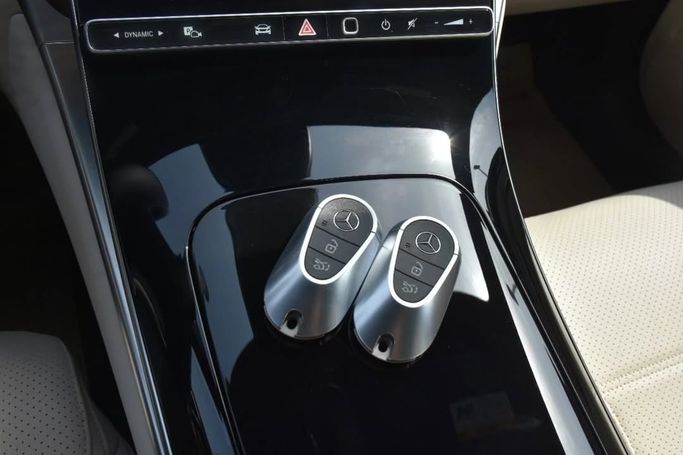 Used Mercedes-Benz GLC 300 II (X254), 2.0 l, 2023 in Sharjah by Alfaris Used Cars, White color.  | AUTO.AE