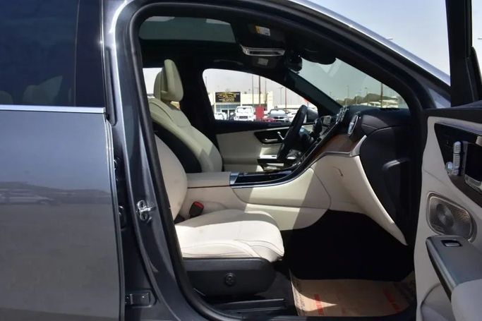 Used Mercedes-Benz GLC 300 II (X254), 2.0 l, 2023 in Sharjah by Alfaris Used Cars, Grey color.  | AUTO.AE