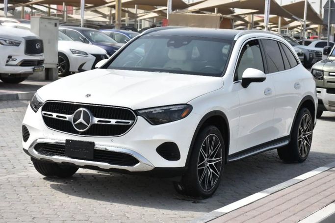 Used Mercedes-Benz GLC 300 II (X254), 2.0 l, 2023 in Sharjah by Alfaris Used Cars, White color. Other | AUTO.AE