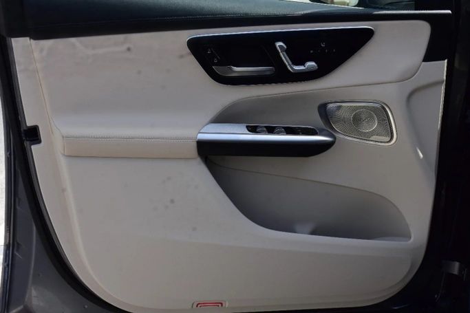 Used Mercedes-Benz GLC 300 II (X254), 2.0 l, 2023 in Sharjah by Alfaris Used Cars, Grey color. Other | AUTO.AE
