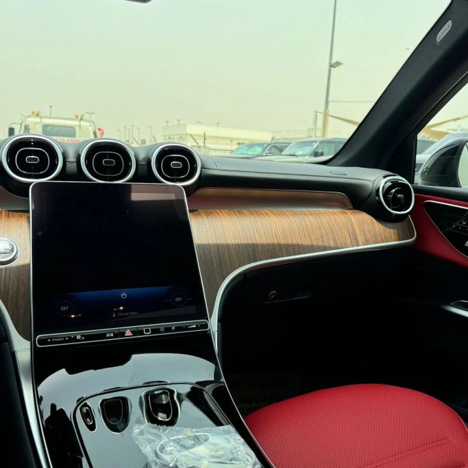 Used Mercedes-Benz GLC 300 II (X254), 2.0 l, 2023 in Sharjah by Alfaris Used Cars, Black color. Other | AUTO.AE
