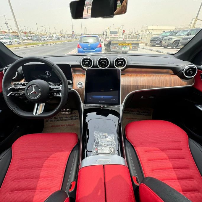 Used Mercedes-Benz GLC 300 II (X254), 2.0 l, 2023 in Sharjah by Alfaris Used Cars, Black color. Other | AUTO.AE