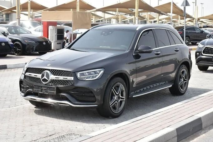 Used Mercedes-Benz GLC 200 I (X253) Facelift, 2.0 l, 2021 in Sharjah by Alfaris Used Cars, Grey color. GCC Specs | AUTO.AE