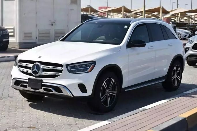 Used Mercedes-Benz GLC 300 I (X253) Facelift, 2.0 l, 2021 in Sharjah by Alfaris Used Cars, White color. Other | AUTO.AE