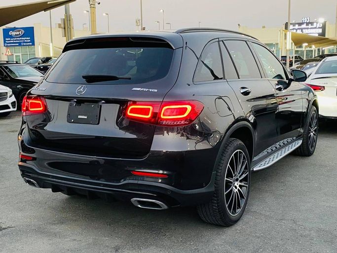 Used Mercedes-Benz GLC 300 II (X254), 2.0 l, 2022 in Sharjah by Ali Used Cars, Black color. American Specs | AUTO.AE