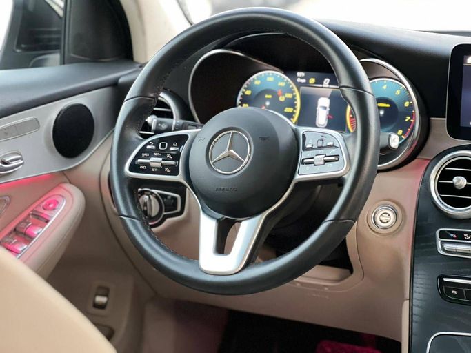 Used Mercedes-Benz GLC 300 II (X254), 2.0 l, 2022 in Sharjah by Ali Used Cars, Black color. American Specs | AUTO.AE