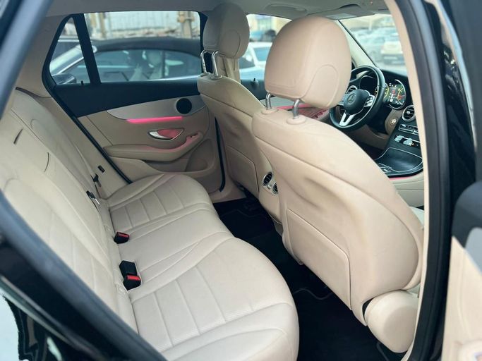 Used Mercedes-Benz GLC 300 II (X254), 2.0 l, 2022 in Sharjah by Ali Used Cars, Black color. American Specs | AUTO.AE