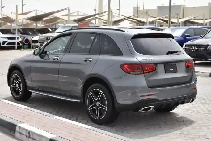 Подержанный Mercedes-Benz GLC 300 I (X253) Рестайлинг, 2.0 л, 2020 в Шардже от Alfaris Used Cars Серый цвет. Other | AUTO.AE