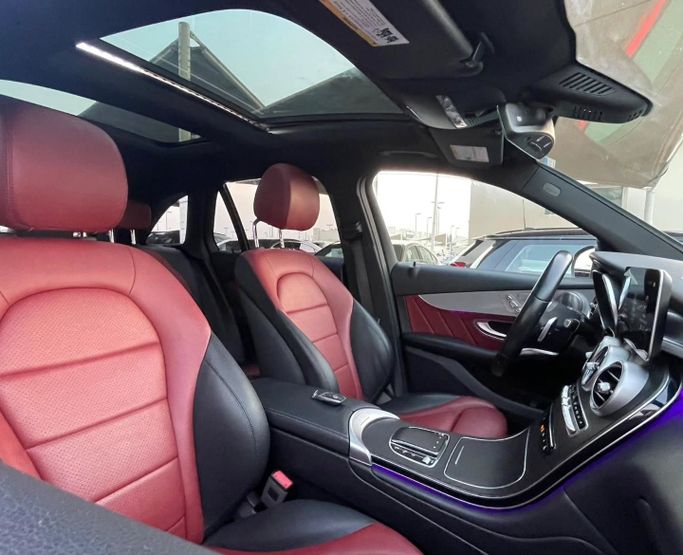 Used Mercedes-Benz GLC 300 I (X253) Facelift, 2.0 l, 2021 in Sharjah by Al Nukhba Al Malakyah Used Cars, White color. American Specs | AUTO.AE