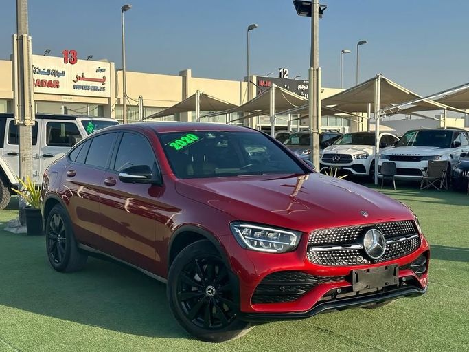 Подержанный Mercedes-Benz GLC 260 L I (X253) Рестайлинг, 2.0 л, 2020 в Шардже от Badar Used Cars Красный цвет.  | AUTO.AE