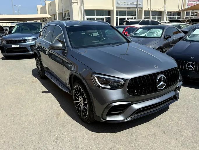 مستعملة Mercedes-Benz GLC 300 I (X253), 2.0 l, 2019 في في الشارقة من alhadithy motors، اللون رمادي.  | AUTO.AE | إعلان #260820