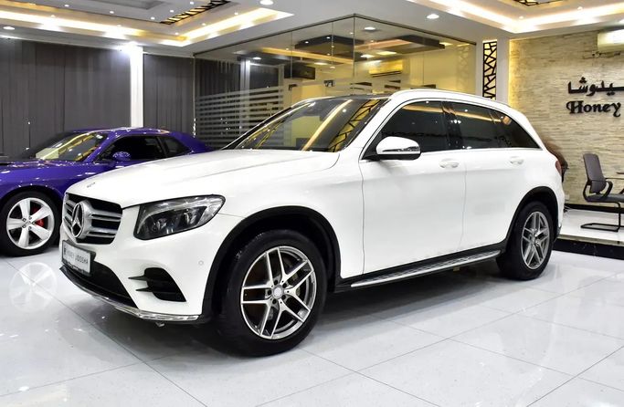 مستعملة Mercedes-Benz GLC 250 I (X253), 2.0 l, 2017 في في الشارقة من Honey Jidosha Used Cars Tr.، اللون أبيض. مواصفات الخليج | AUTO.AE | إعلان #273429