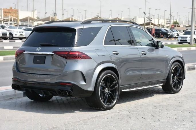 Новый Mercedes-Benz GLE AMG 53 AMG II (V167) Рестайлинг, 3.0 л, 2024 в Шардже от Alfaris Used Cars Серый цвет.  | AUTO.AE