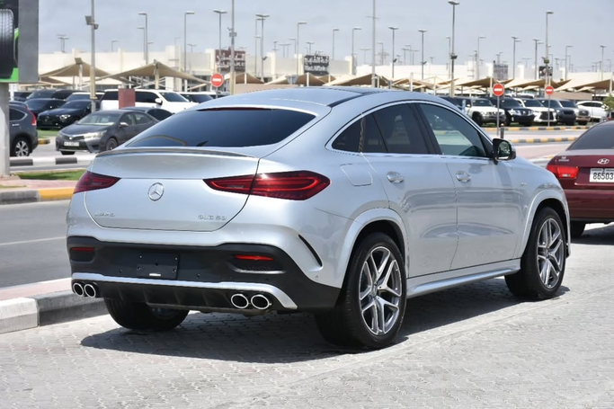 Подержанный Mercedes-Benz GLE AMG 53 AMG II (V167) Рестайлинг, 3.0 л, 2024 в Шардже от Alfaris Used Cars Серебристый цвет. Other | AUTO.AE