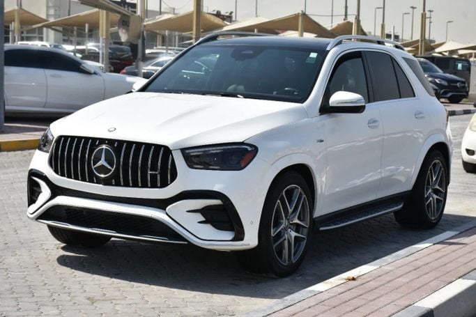 Подержанный Mercedes-Benz GLE AMG 53 AMG II (V167) Рестайлинг, 3.0 л, 2024 в Шардже от Alfaris Used Cars Белый цвет. Other | AUTO.AE