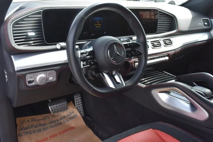 Подержанный Mercedes-Benz GLE AMG 53 AMG II (V167) Рестайлинг, 3.0 л, 2024 в Шардже от Alfaris Used Cars Белый цвет. Other | AUTO.AE