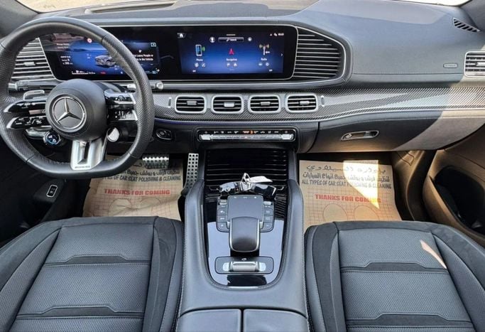 Подержанный Mercedes-Benz GLE AMG 53 AMG II (V167) Рестайлинг, 3.0 л, 2024 в Шардже от Alfaris Used Cars Черный цвет. Other | AUTO.AE