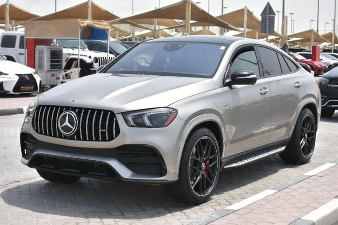 Подержанный Mercedes-Benz GLE AMG 53 AMG II (V167), 3.0 л, 2022 в Шардже от Alfaris Used Cars Серебристый цвет. Other | AUTO.AE