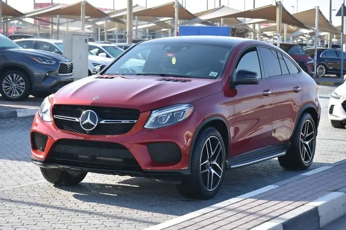 Подержанный Mercedes-Benz GLE AMG 43 AMG I (W166), 3.0 л, 2019 в Шардже от Alfaris Used Cars Красный цвет. Other | AUTO.AE