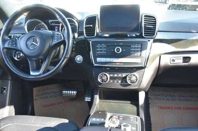 Подержанный Mercedes-Benz GLE AMG 43 AMG I (W166), 3.0 л, 2019 в Шардже от Alfaris Used Cars Красный цвет. Other | AUTO.AE