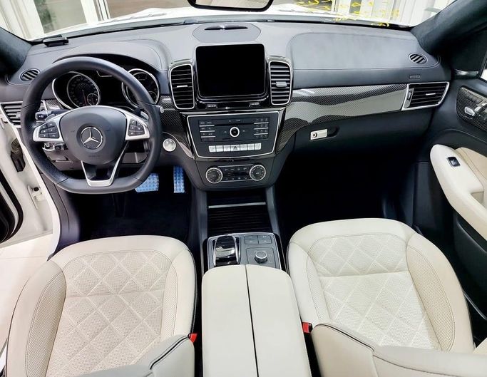 Подержанный Mercedes-Benz GLE AMG 43 AMG I (W166), 3.0 л, 2018 в Шардже от Al Rukn Al Masie Used Cars Белый цвет. Японская | AUTO.AE