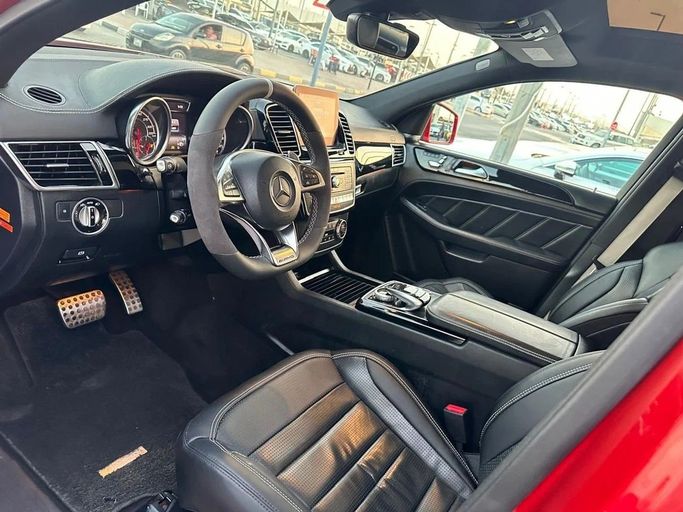 Подержанный Mercedes-Benz GLE AMG 63 AMG S I (W166), 5.5 л, 2016 в Шардже от Al Hashal Used Cars Красный цвет. Японская | AUTO.AE