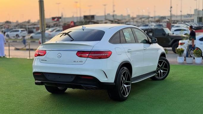 Used Mercedes-Benz GLE AMG 43 AMG I (W166), 3.0 l, 2019 in Sharjah by Badar Used Cars, White color.  | AUTO.AE