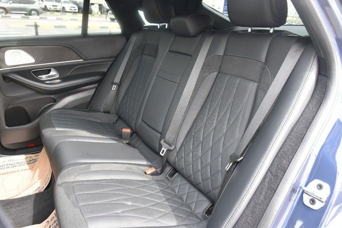 Подержанный Mercedes-Benz GLE Coupe AMG 63 AMG S II (C167) Рестайлинг, 4.0 л, 2024 в Шардже от Alfaris Used Cars Синий цвет.  | AUTO.AE