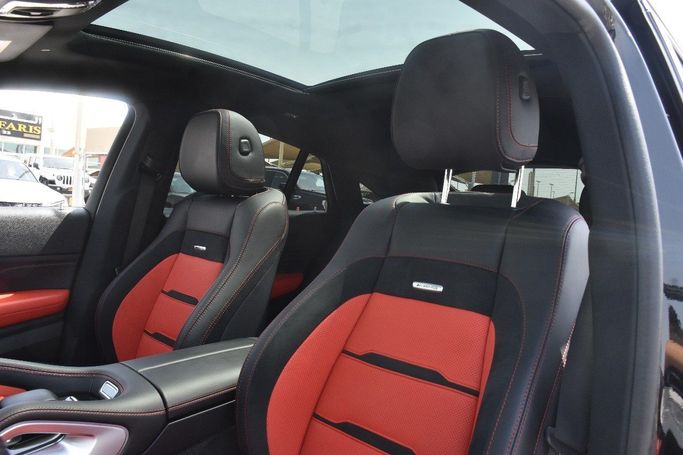 Подержанный Mercedes-Benz GLE Coupe AMG 53 AMG II (C167) Рестайлинг, 3.0 л, 2024 в Шардже от Alfaris Used Cars Черный цвет.  | AUTO.AE