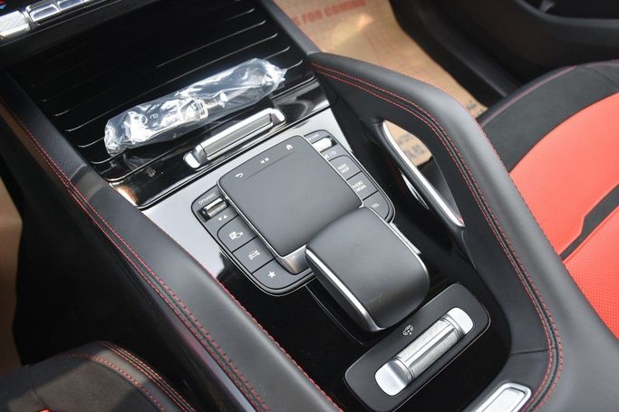 Подержанный Mercedes-Benz GLE Coupe AMG 53 AMG II (C167) Рестайлинг, 3.0 л, 2024 в Шардже от Alfaris Used Cars Черный цвет.  | AUTO.AE