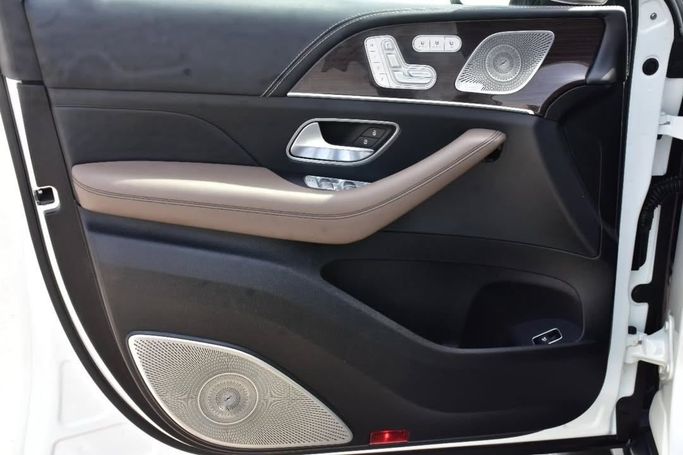 Used Mercedes-Benz GLE Coupe AMG 63 AMG S II (C167), 4.0 l, 2021 in Sharjah by Alfaris Used Cars, White color.  | AUTO.AE