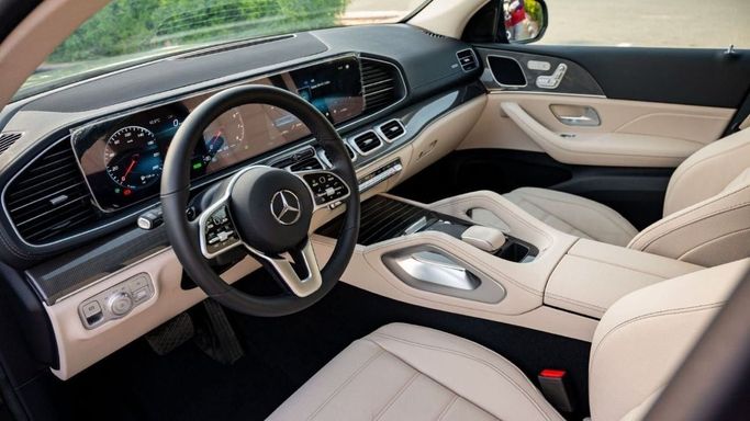 New Mercedes-Benz GLE 450 II (V167) Facelift, 3.0 l, 2023 in Sharjah by Nour Alnukhba Motors, Black color. Other | AUTO.AE