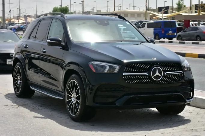 Used Mercedes-Benz GLE 350 II (V167), 2.0 l, 2021 in Sharjah by Alfaris Used Cars, Black color.  | AUTO.AE