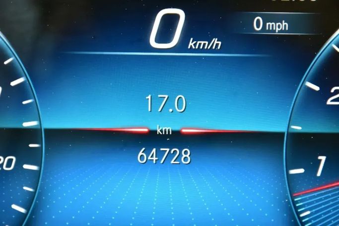 Used Mercedes-Benz GLE 350 II (V167), 2.0 l, 2021 in Sharjah by Alfaris Used Cars, Black color.  | AUTO.AE