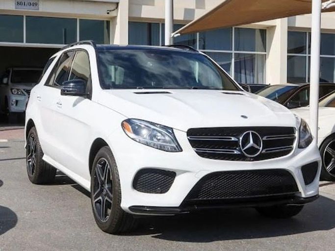 Used Mercedes-Benz GLE 350 II (V167), 2.0 l, 2018 in Sharjah by Alnawras Cars, White color. American Specs | AUTO.AE