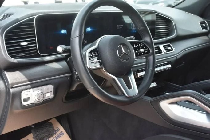 Used Mercedes-Benz GLE 350 II (V167), 2.0 l, 2022 in Sharjah by Alfaris Used Cars, Black color. Other | AUTO.AE