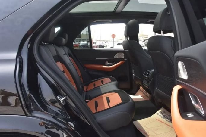 Used Mercedes-Benz GLE 350 II (V167), 2.0 l, 2022 in Sharjah by Alfaris Used Cars, Black color. Other | AUTO.AE