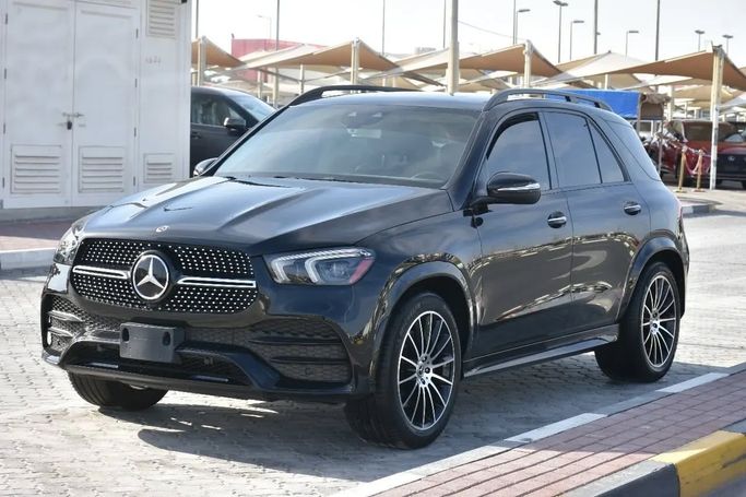 Used Mercedes-Benz GLE 350 II (V167), 2.0 l, 2020 in Sharjah by Alfaris Used Cars, Black color. Other | AUTO.AE