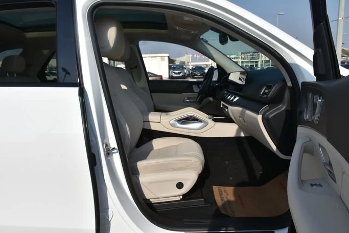 Used Mercedes-Benz GLE 350 II (V167), 2.0 l, 2021 in Sharjah by Alfaris Used Cars, White color. Other | AUTO.AE