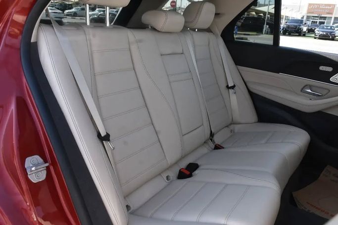 Used Mercedes-Benz GLE 450 II (V167), 3.0 l, 2020 in Sharjah by Alfaris Used Cars, Red color. Other | AUTO.AE