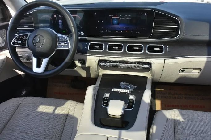 Used Mercedes-Benz GLE 450 II (V167), 3.0 l, 2020 in Sharjah by Alfaris Used Cars, Red color. Other | AUTO.AE