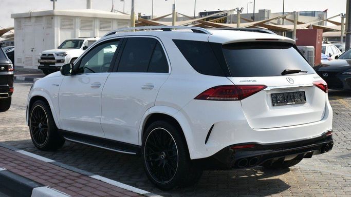 Подержанный Mercedes-Benz GLE 350 II (V167), 2.0 л, 2021 в Шардже от Alfaris Used Cars Белый цвет. Other | AUTO.AE