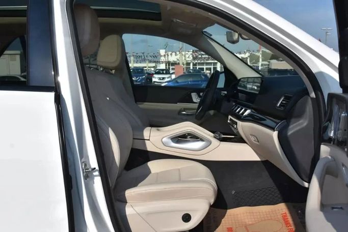 Подержанный Mercedes-Benz GLE 350 II (V167), 2.0 л, 2020 в Шардже от Alfaris Used Cars Белый цвет. Other | AUTO.AE