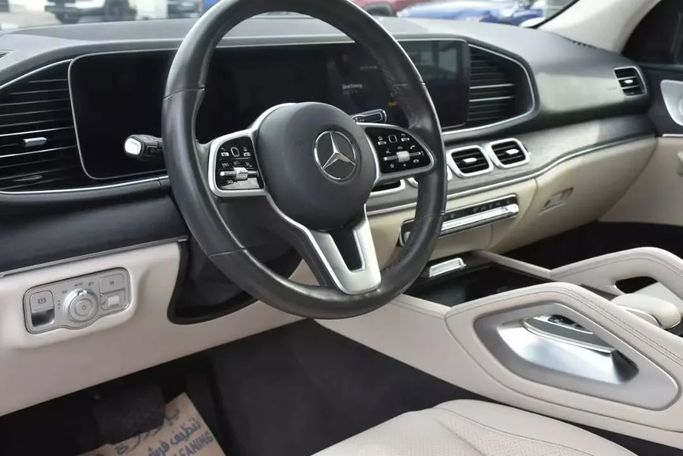 Подержанный Mercedes-Benz GLE 350 II (V167), 2.0 л, 2020 в Шардже от Alfaris Used Cars Белый цвет. Other | AUTO.AE
