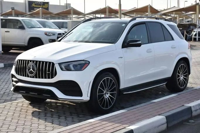 Подержанный Mercedes-Benz GLE 350 II (V167), 2.0 л, 2021 в Шардже от Alfaris Used Cars Белый цвет. Other | AUTO.AE