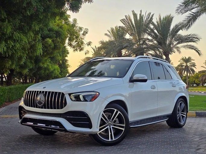 Used Mercedes-Benz GLE 350 II (V167), 2.0 l, 2020 in Sharjah by Al Luluah Al Baithaa, White color. American Specs | AUTO.AE