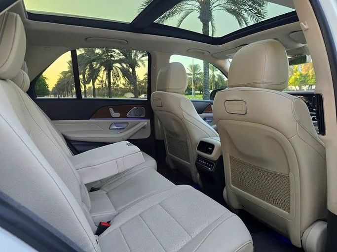 Used Mercedes-Benz GLE 350 II (V167), 2.0 l, 2020 in Sharjah by Al Luluah Al Baithaa, White color. American Specs | AUTO.AE