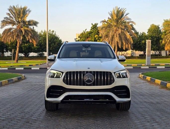 Used Mercedes-Benz GLE 350 II (V167), 2.0 l, 2020 in Sharjah by Al Luluah Al Baithaa, White color. American Specs | AUTO.AE
